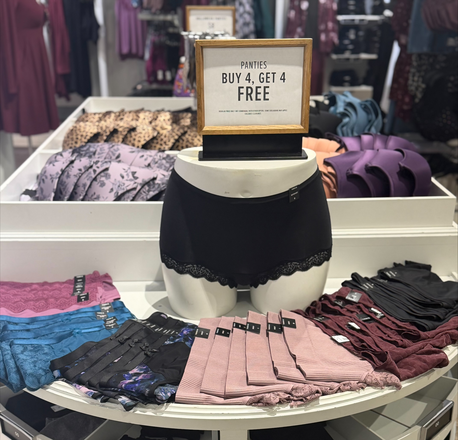 Torrid Curve Stock Up Event icon